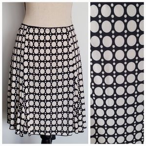 EUC Skirt Black & White Polka Dot by "Wrapper" Sz Medium Elastic Waist Flouncy
